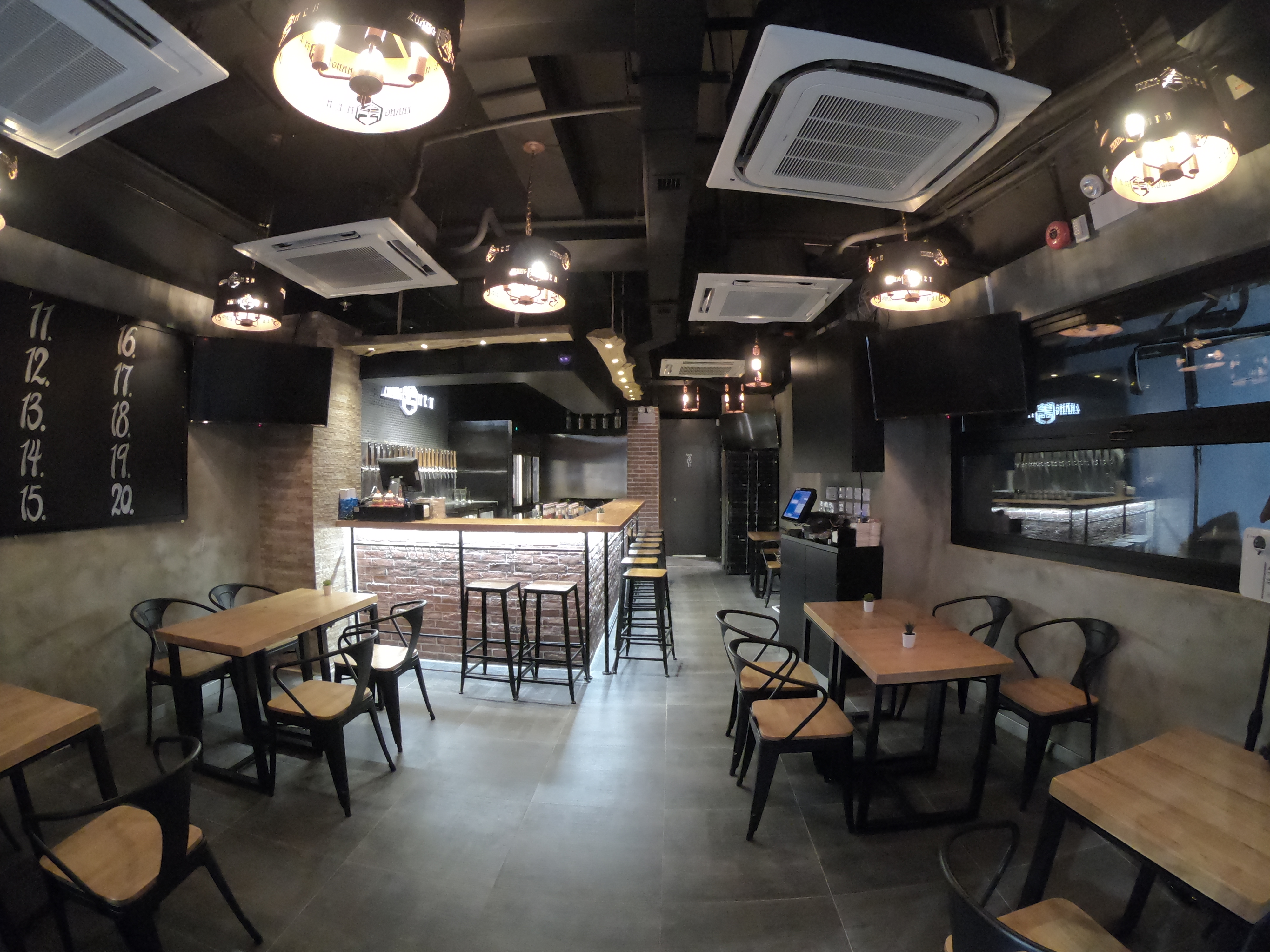 掌門精釀啤酒餐廳 香港旺角店 開幕